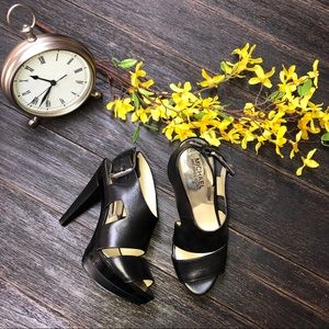 MICHAEL Michael Kors✨ Carla Platform Sandal